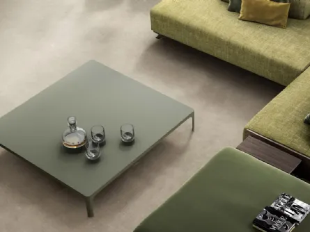 Tavolino minimal in metallo Spencer di Doimo Salotti