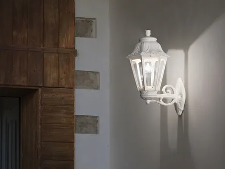 Lampada da esterno in resina Dafne di Ideal Lux