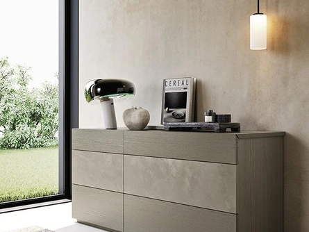 Comò Noa in frassino e spatolato di Mobilgam