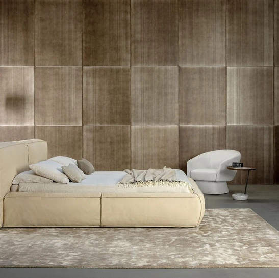 Letto Fluff in pelle di Bonaldo