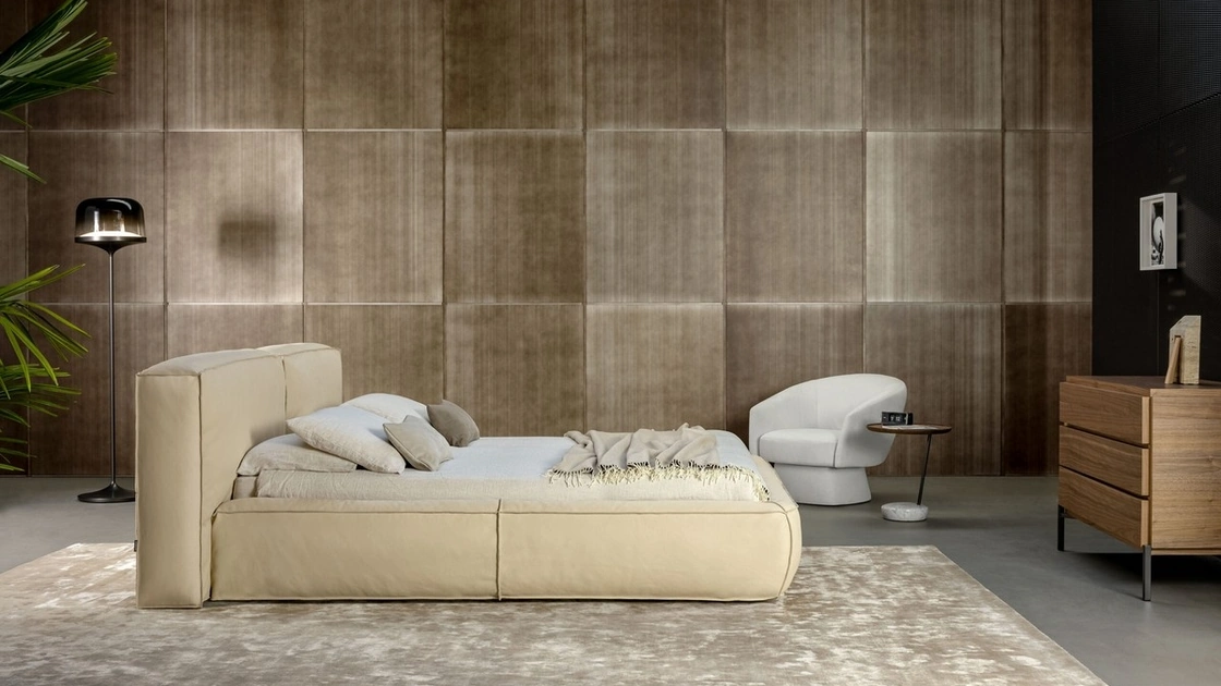 Letto Fluff in pelle di Bonaldo