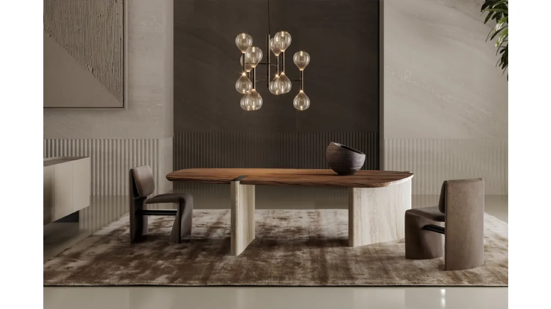 Tavolo Flatiron con top in legno e base in marmo di Bonaldo